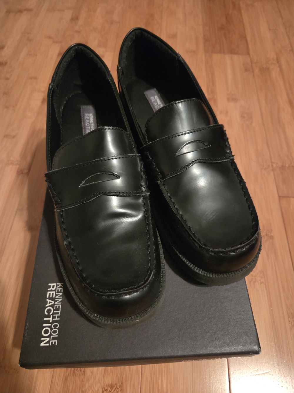 Kenneth Cole Reaction Men’s Black Leather Penny Loafers Size 6